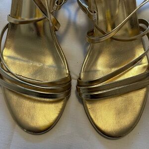 Elegant Gold Strappy Women's Sandals